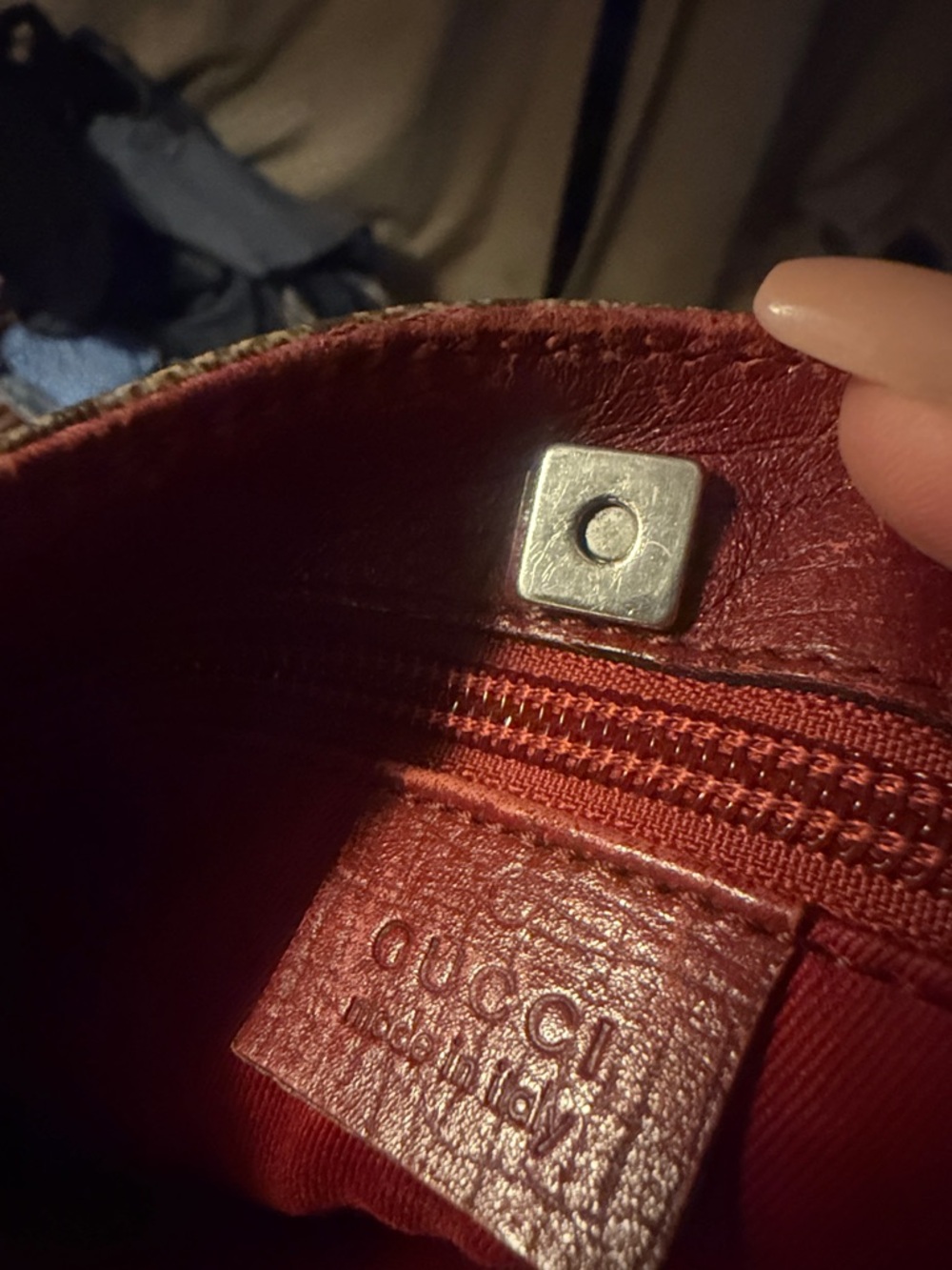 Gucci Beige/Brown Monogram Tote with Red Leather Handles - Picture 9 of 13
